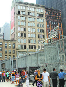 wtc-2004-09-02_z