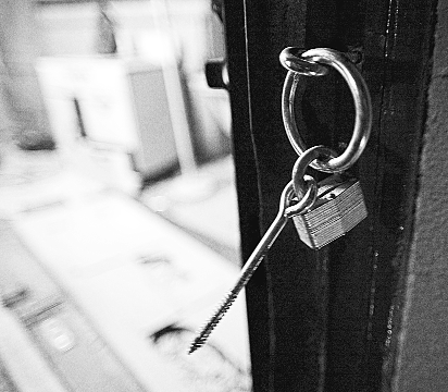 lock-2006-05-09_z