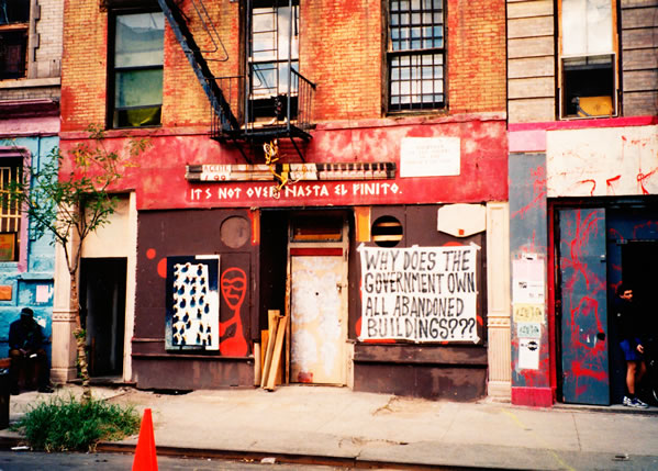 Squatters made their mark with graffiti, banners, art | amNewYork