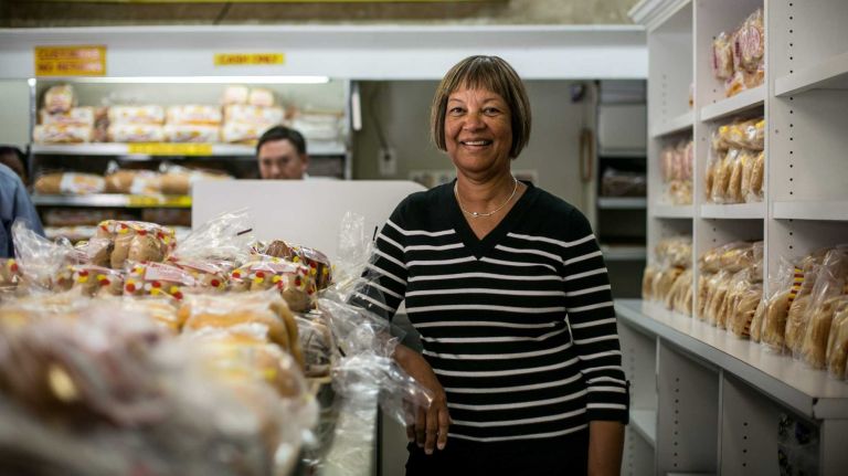 Q&A with Joyce 'Jessie' Levi, co-owner of Kingston Tropical Bakery in  Williambridge | amNewYork