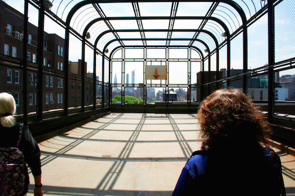 This roof deck, which was used for sports by the inmates, could be turned into community spaces. Photo by Yannic Rack.