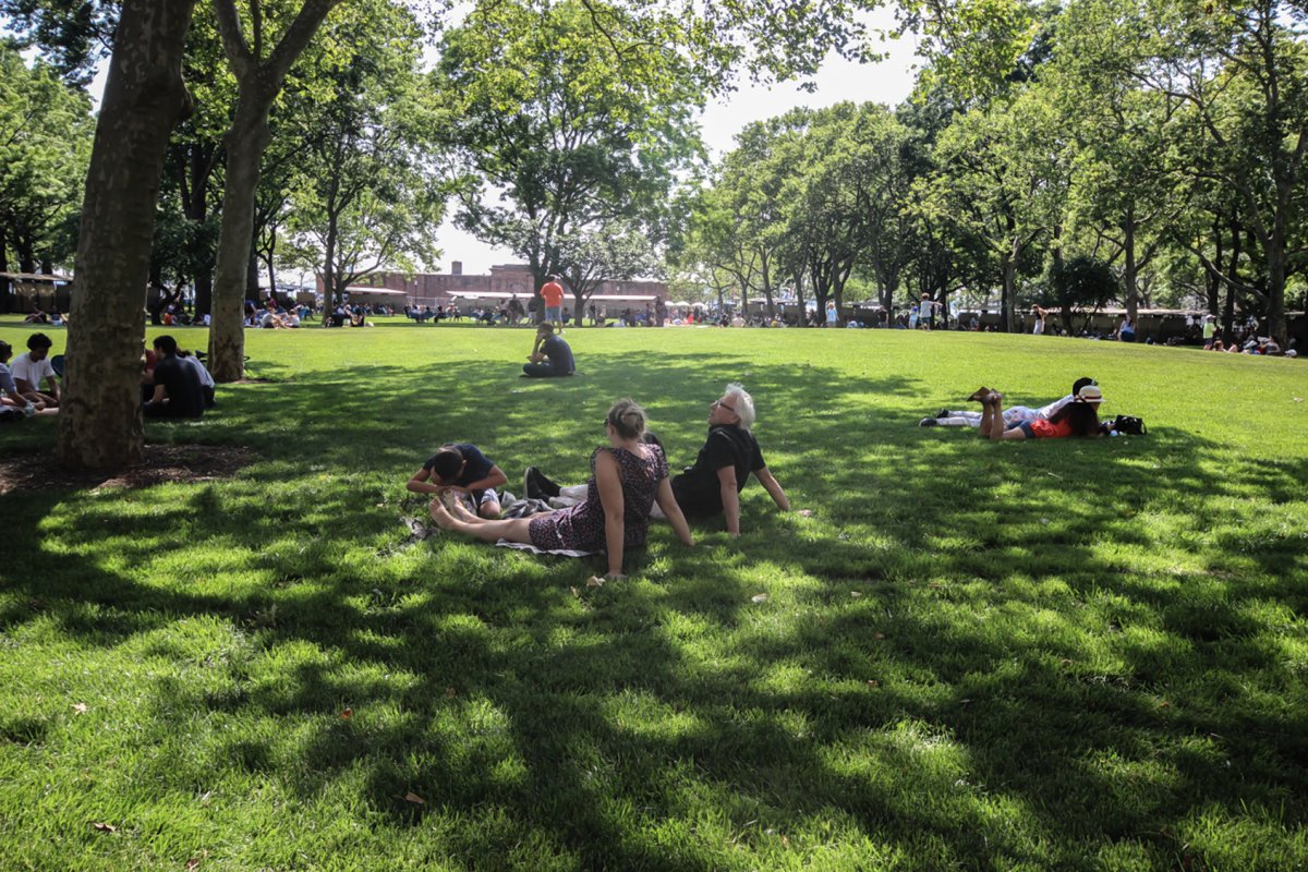 Photo by Tequila Minsky The two-acre Battery Oval was fenced off for two years to give the lush Kentucky bluegrass time to take root among the lawn’s 38 shade trees, but it finally opened on June 25.