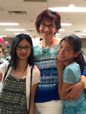 L to R, the Mulhern Family: Alena Mulhern, Barbara Caparell and Arian Mulhern. Photo by Linda Sternfelt.