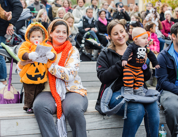 Ghosts of the past haunt the High Line, at an Oct. 29 event that pays tribute to the wild, wild West Side’s industrial roots. Photo by Liz Ligon.