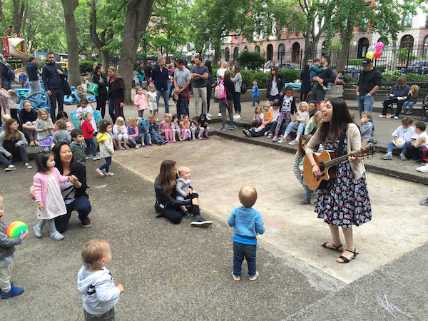 From May 2016’s Imagination Playground Day event at Clement Clarke Moore Park. Photo by Michelle Song.