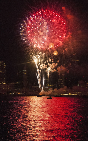 Downtown gets fireworks show thanks to NJ s Gov. Chris 