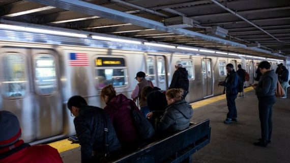 When should an MTA train’s emergency brake be activated? NYCurious ...