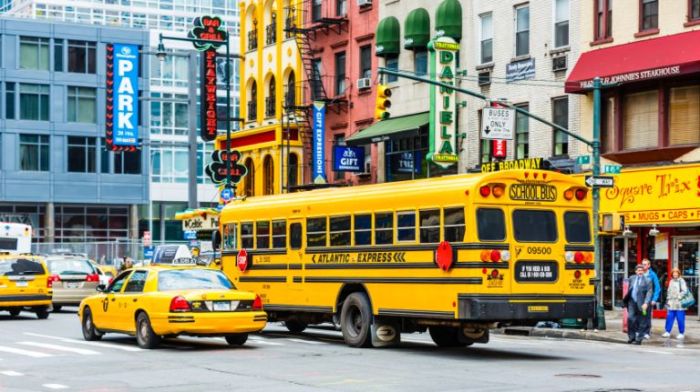 New York State Governor Hochul released a roadmap and guide to help all schools transition their school buses to an all-electric fleet