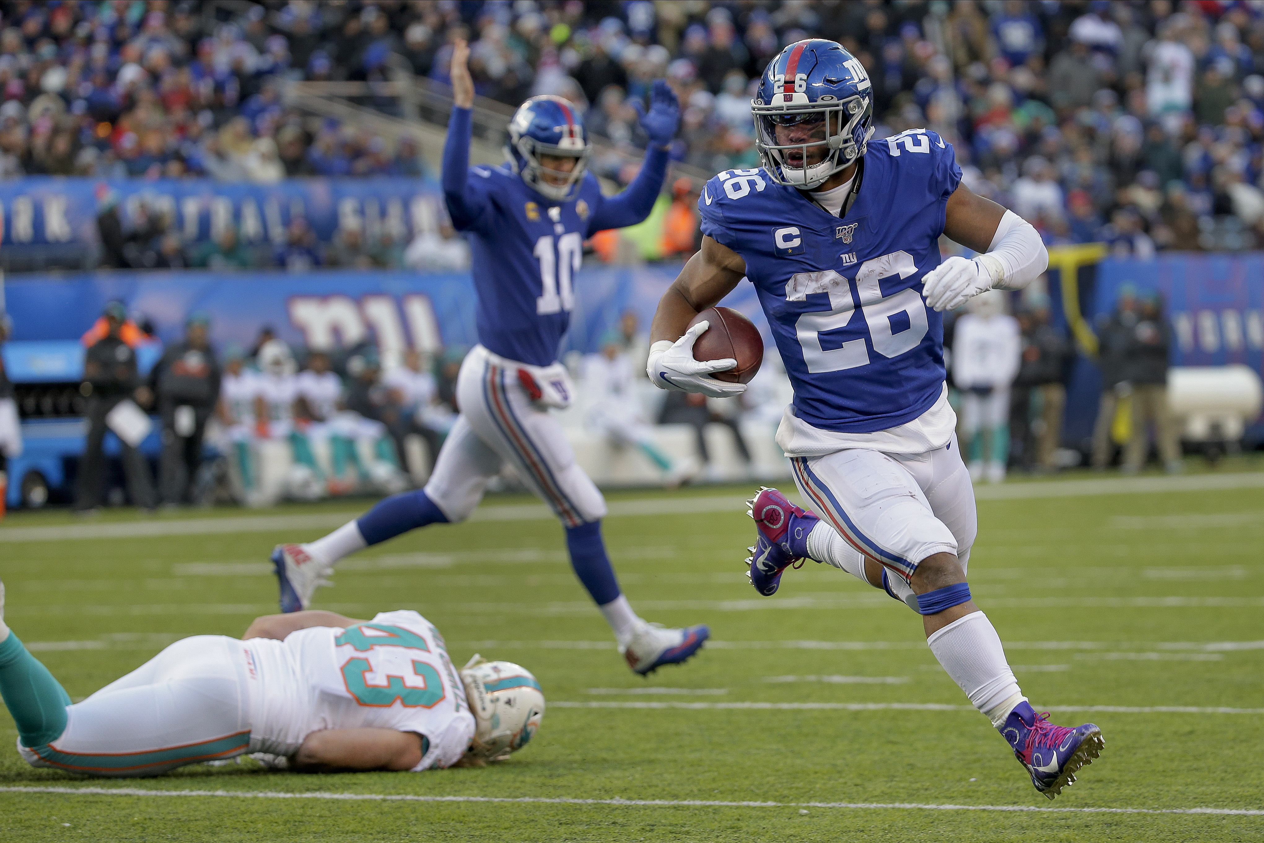 New York Giants game balls in 36-20 victory over the Miami Dolphins