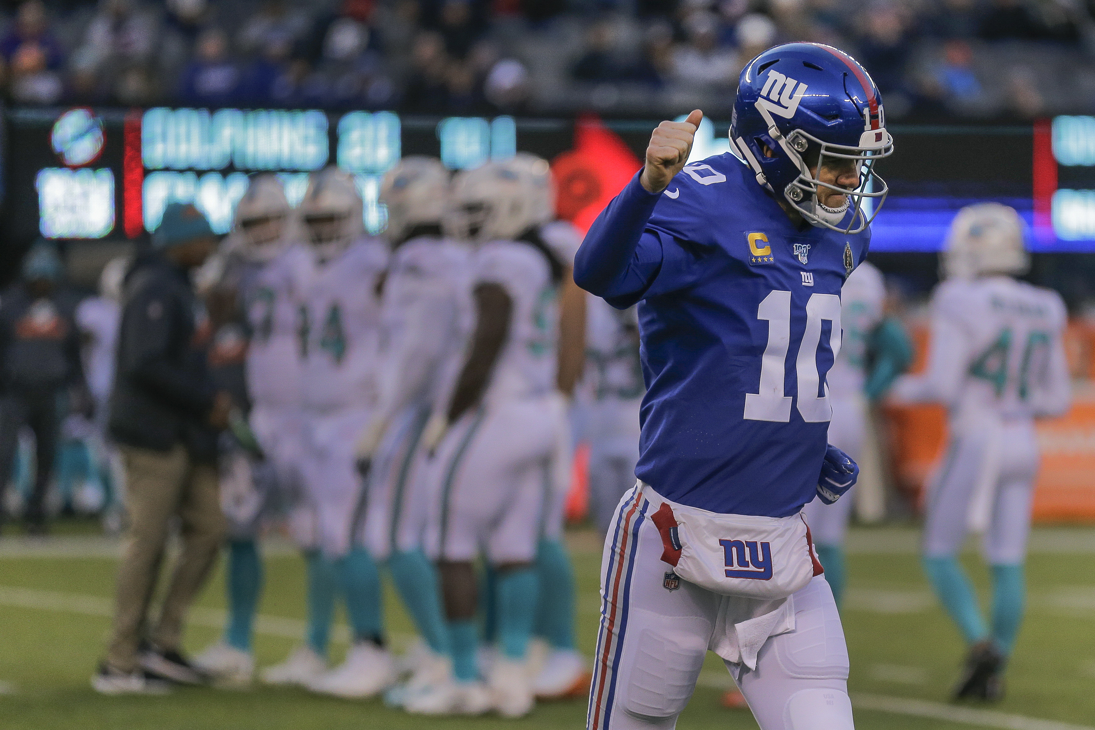 You can't spell 'elite' without Eli, as Giants QB prevails once