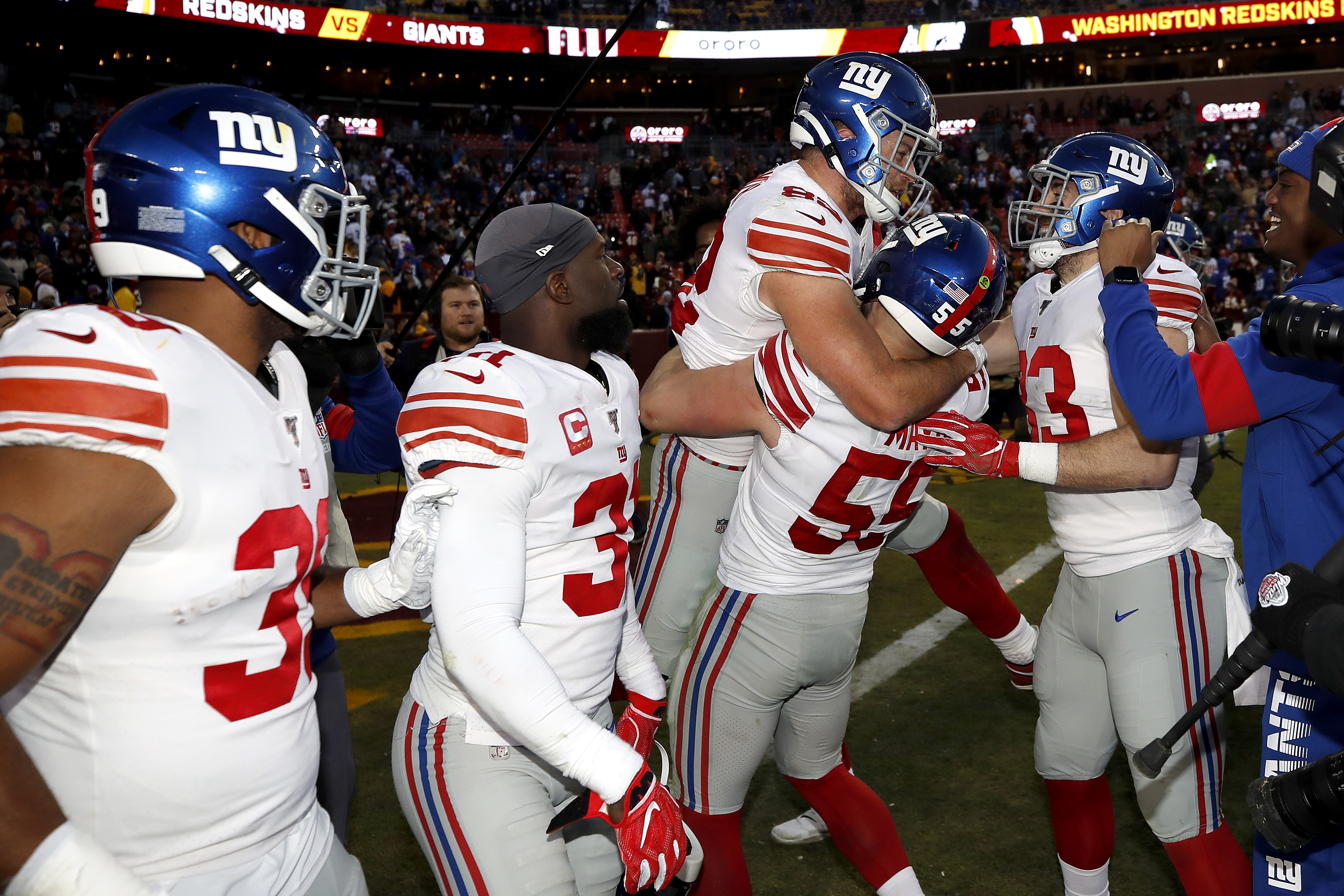 NFL: Cowboys rip error-prone Giants 40-0 for worst shutout loss in