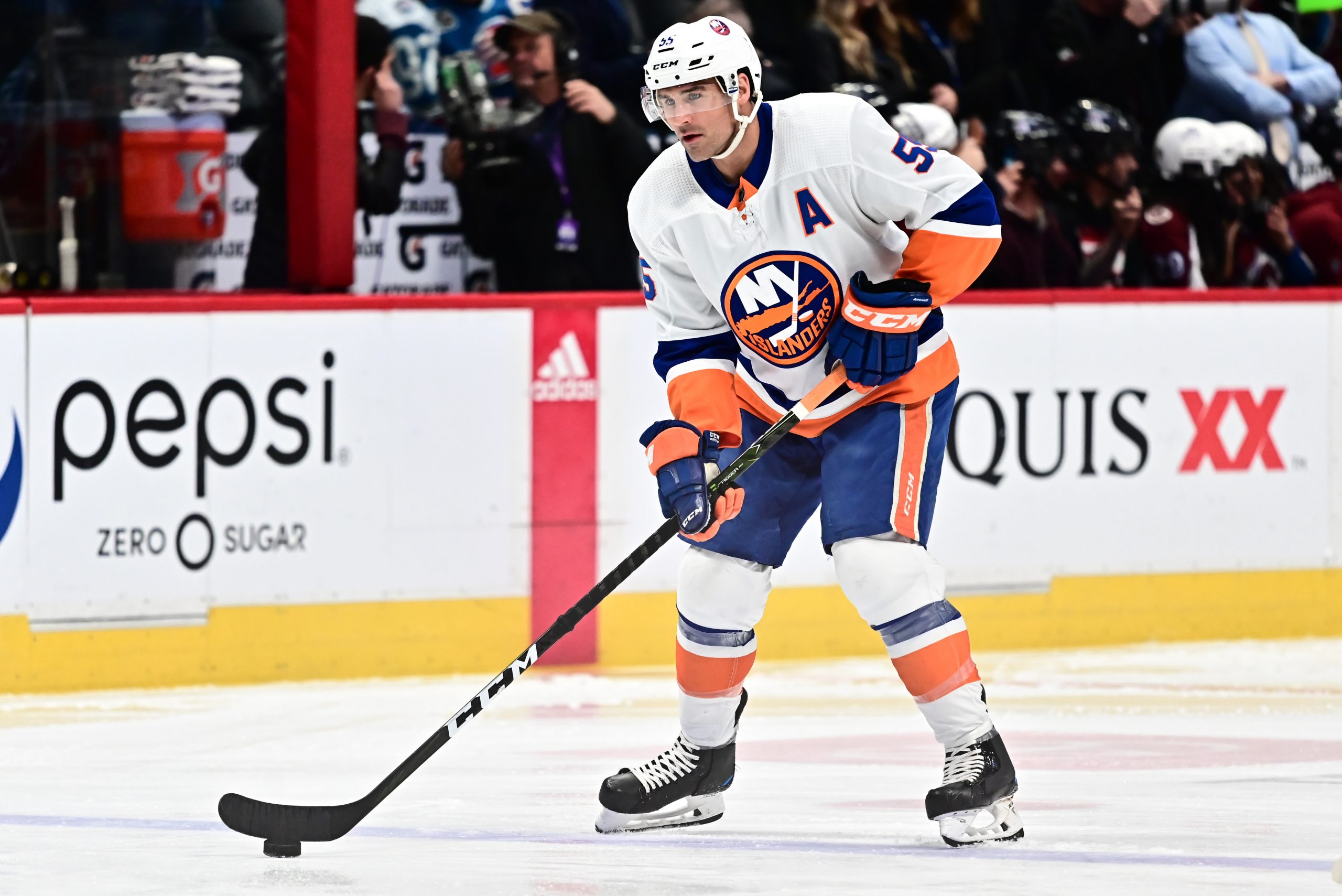 Boychuk out for Islanders after 90-stitch cut to eyelid - Long