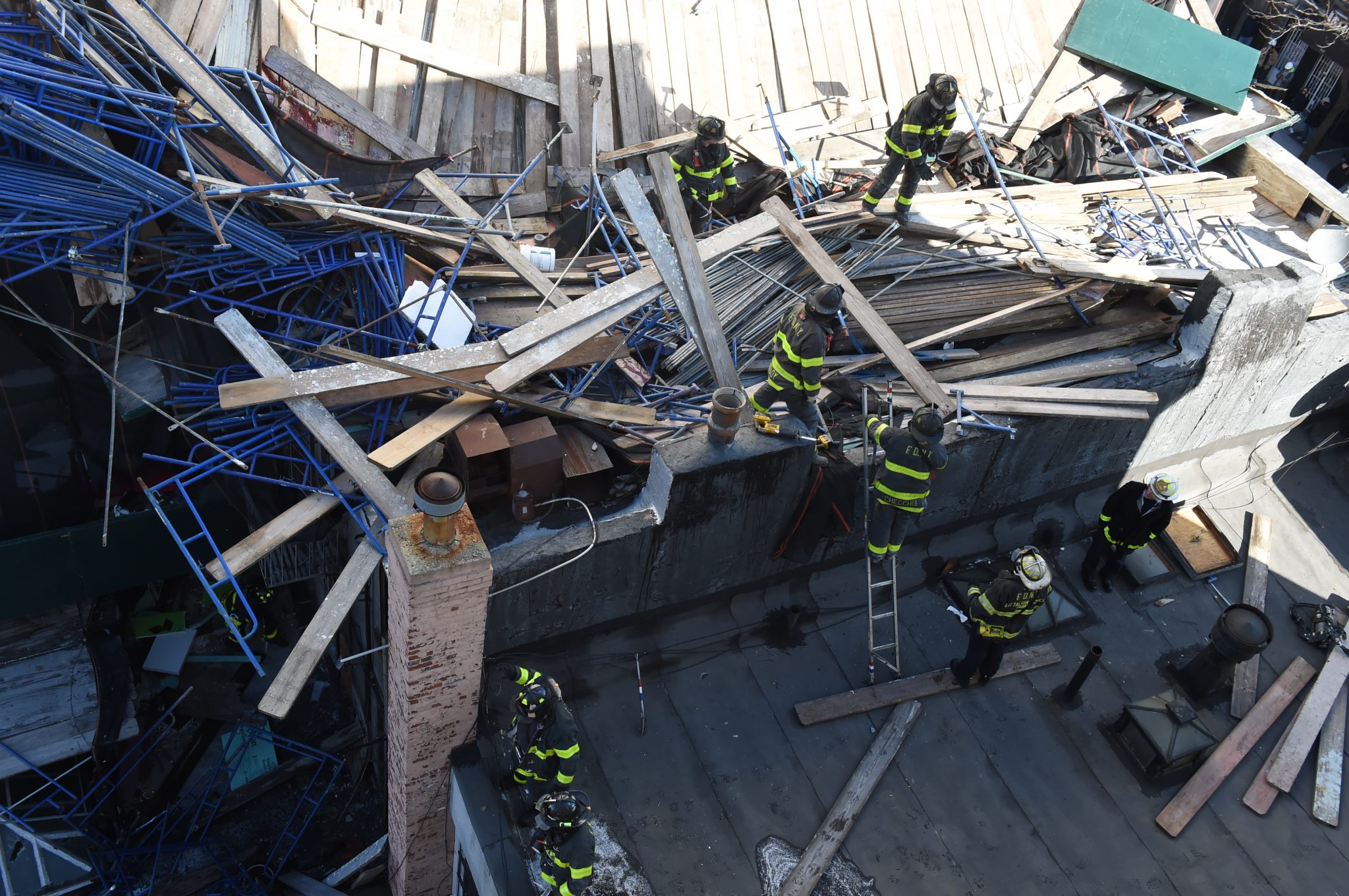 Three Workers Injured In Brooklyn Scaffolding Collapse: FDNY | AmNewYork