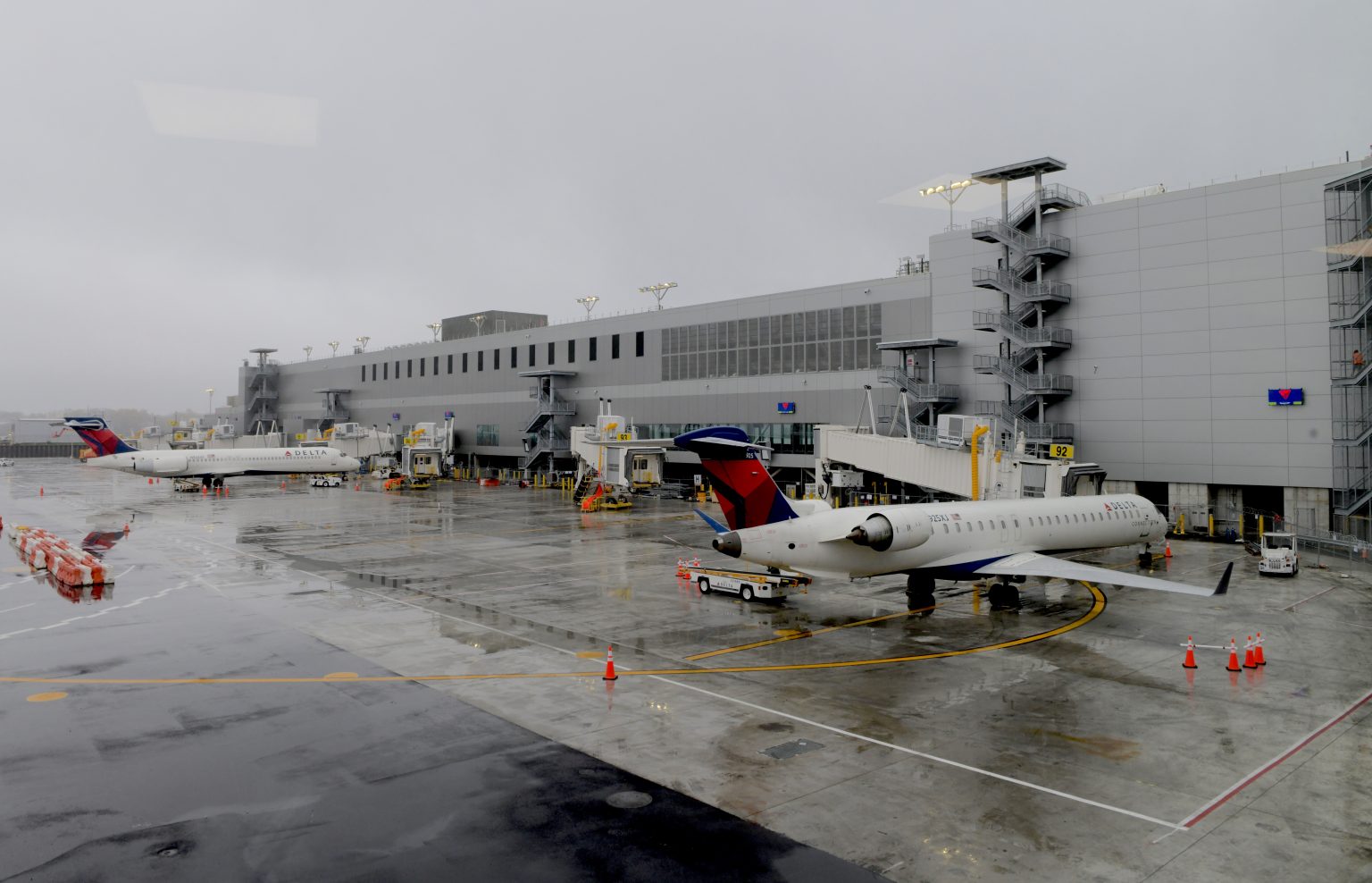 LaGuardia Airport’s Terminal D evacuated after suspicious luggage is ...