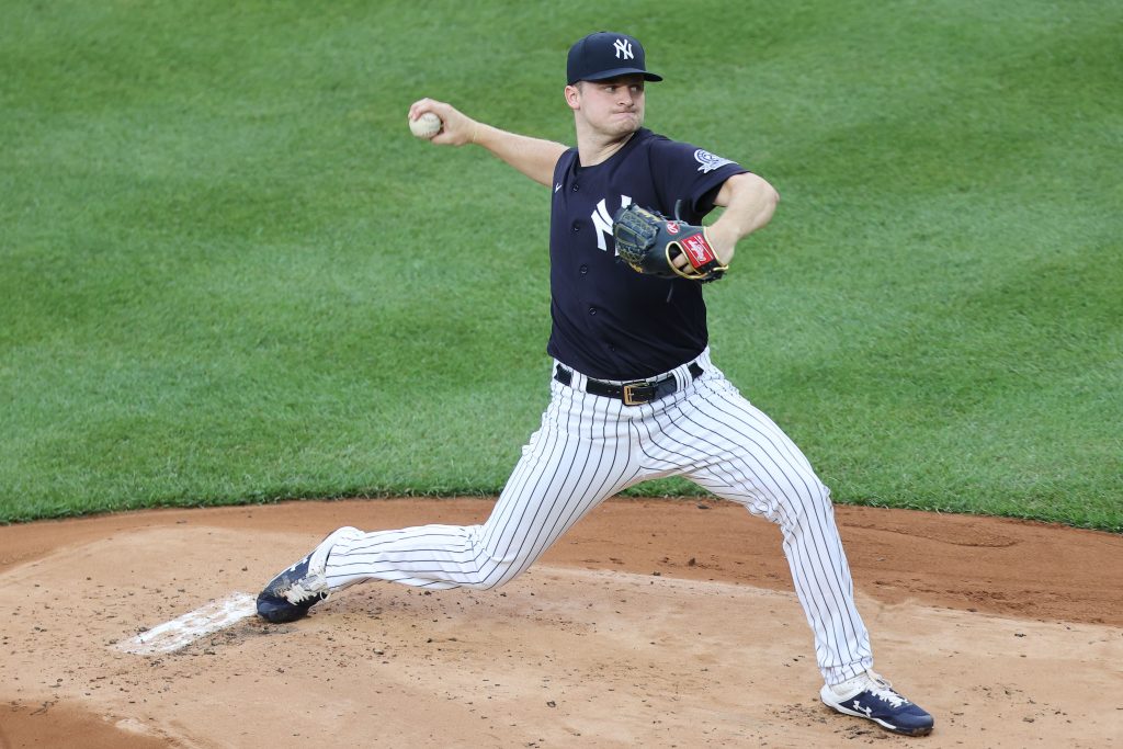 Yankees' charter flown by father of pitcher Clarke Schmidt