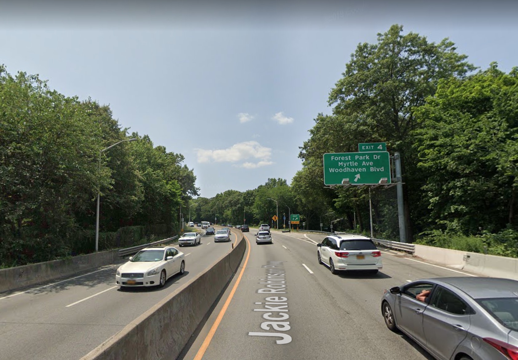 Driver dead after fiery car crash on Jackie Robinson Parkway in Queens