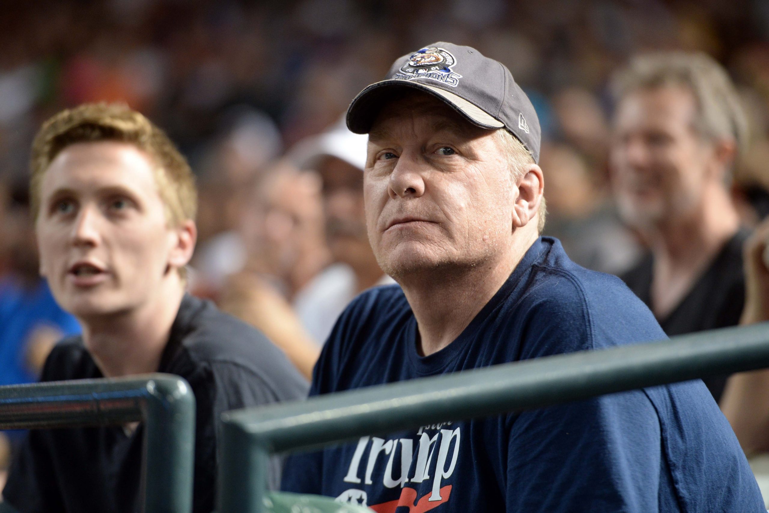 Curt Schilling reaches settlement in video-game company case 