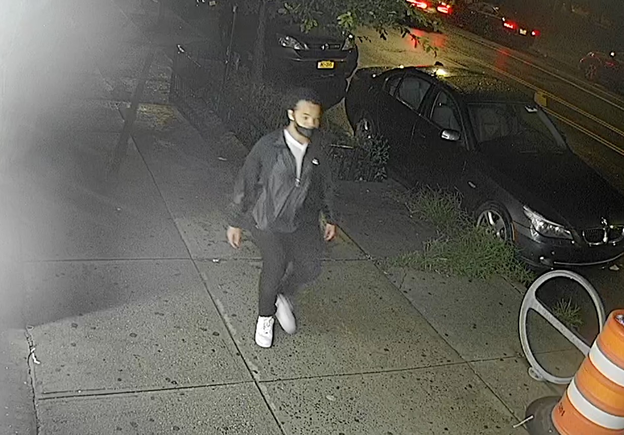 Gun-toting Creep Robbed And Tried To Rape Woman On Brooklyn Street ...