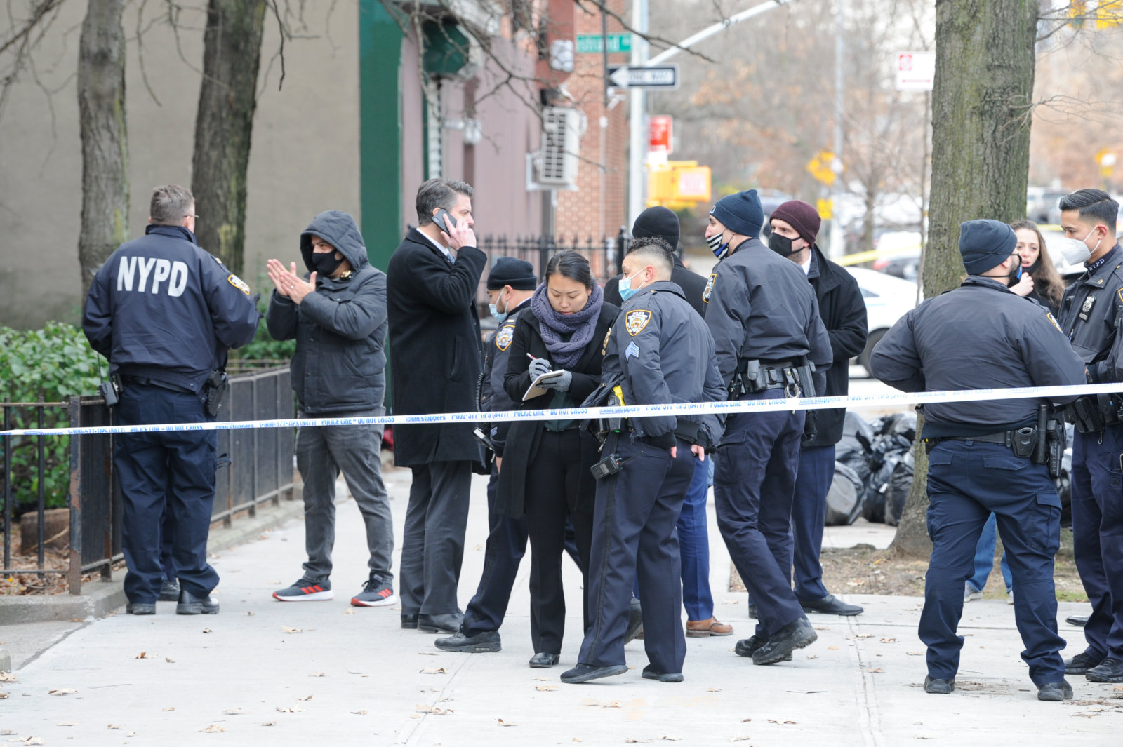 Despite murder surge, NYPD set to end 2020 with slight overall crime ...