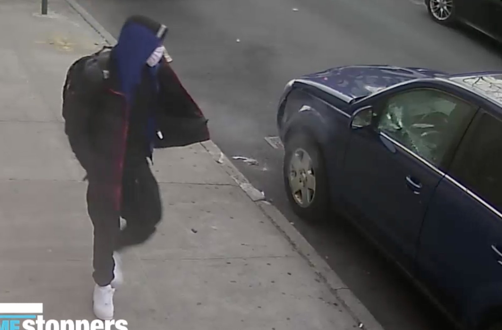 VIDEO: Gunman shoots at two people as he walks by their car in Brooklyn ...