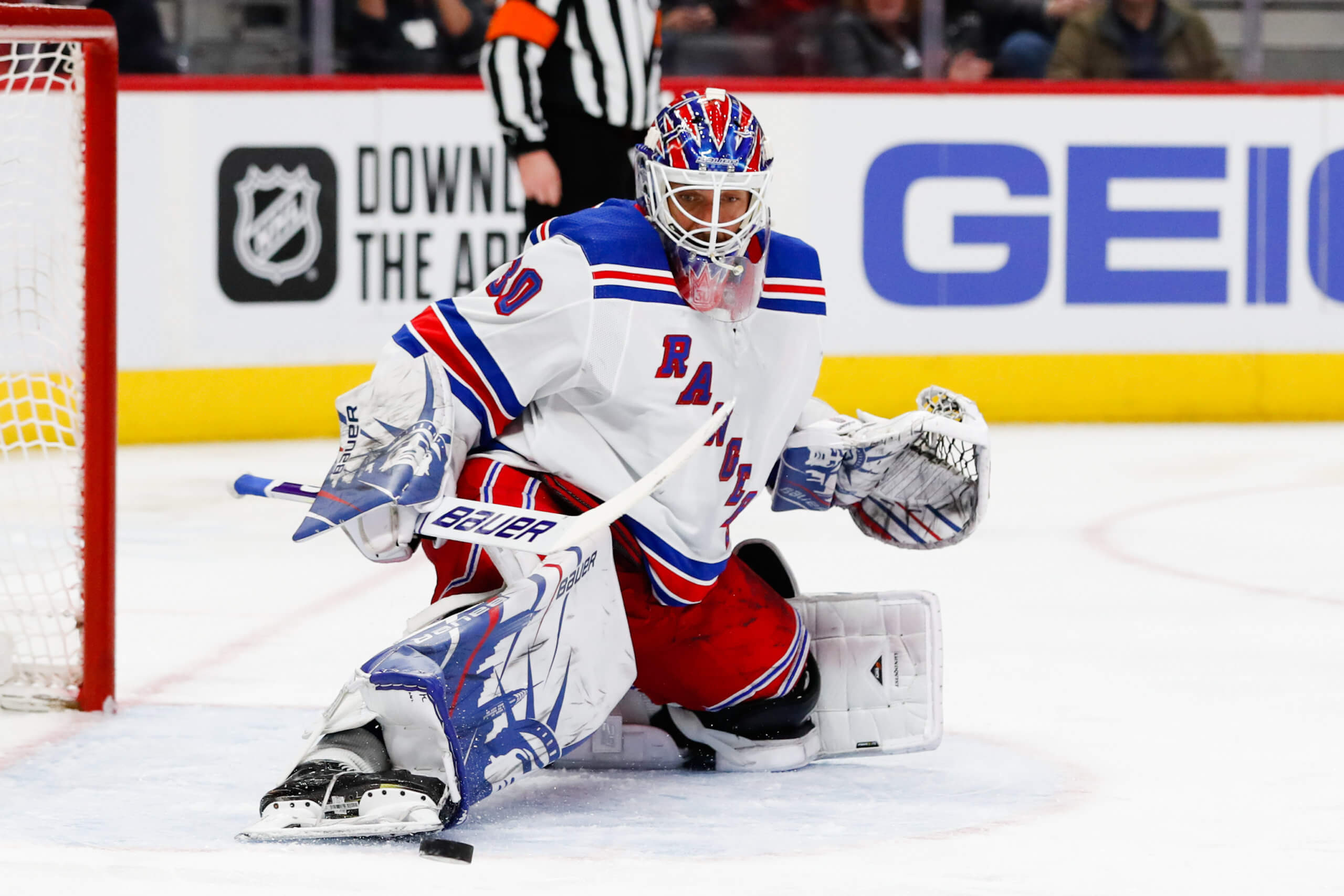Henrik Lundqvist returns to ice for first time since heart surgery 