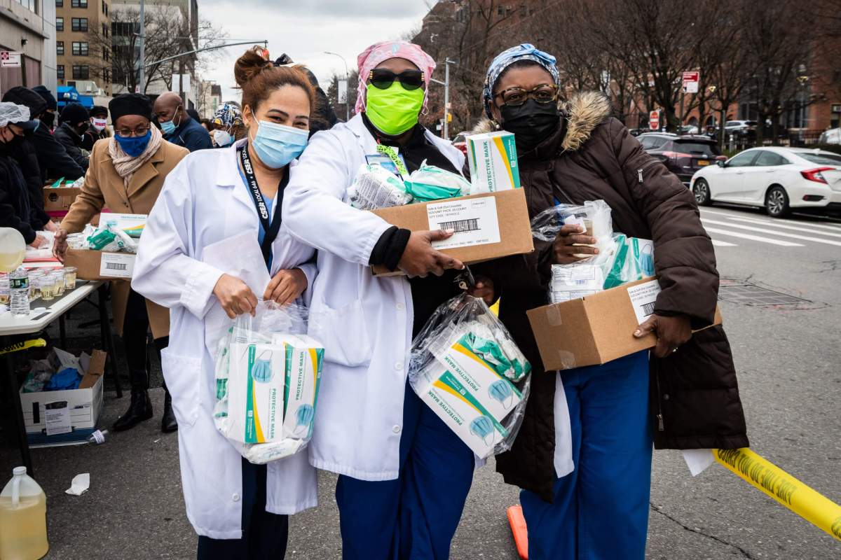 NY:Cut Red Tape 4 Heroes Hands Out PPE