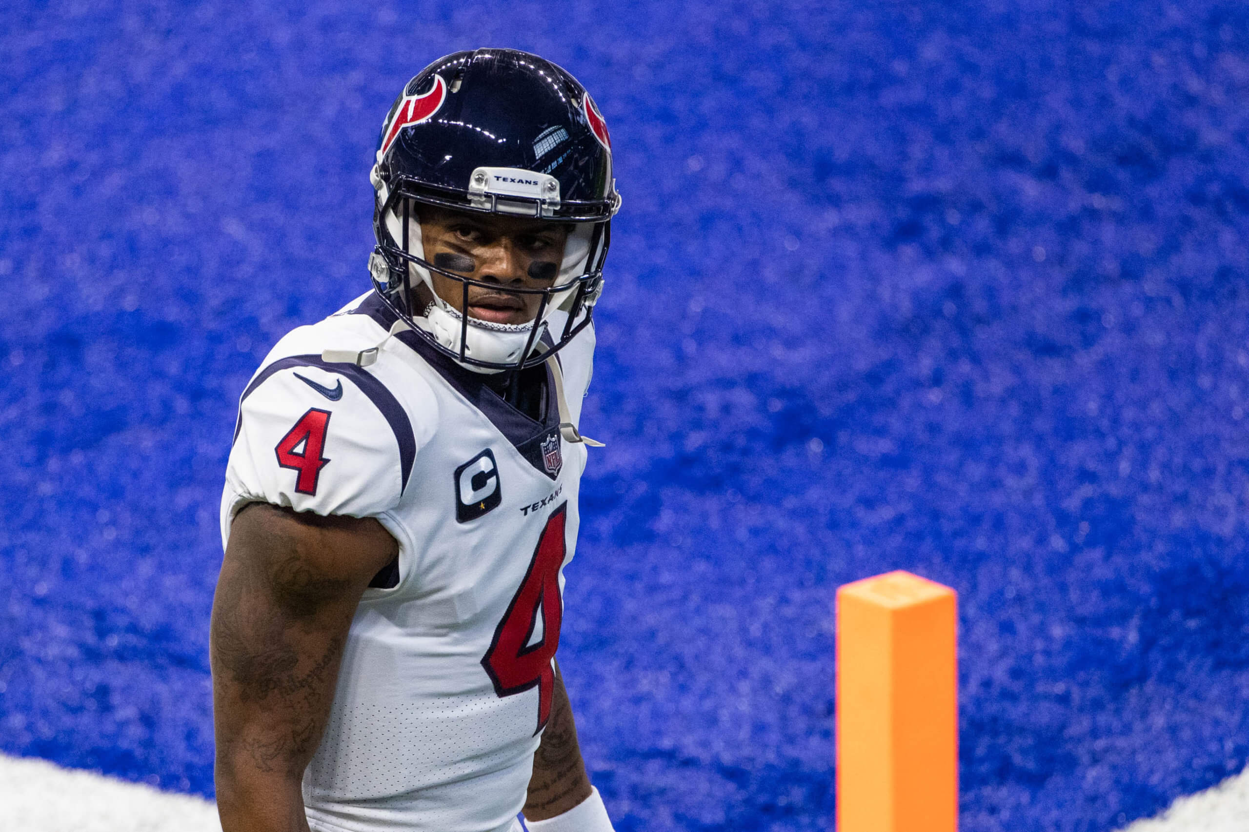 Disgruntled Deshaun Watson reportedly requests trade from Houston