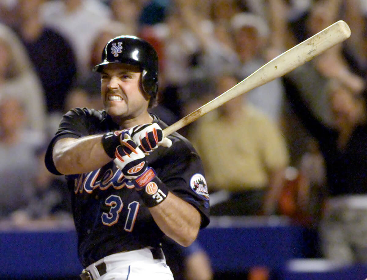 The Mets and Mike Piazza are feuding over his 9/11 jersey - NBC Sports
