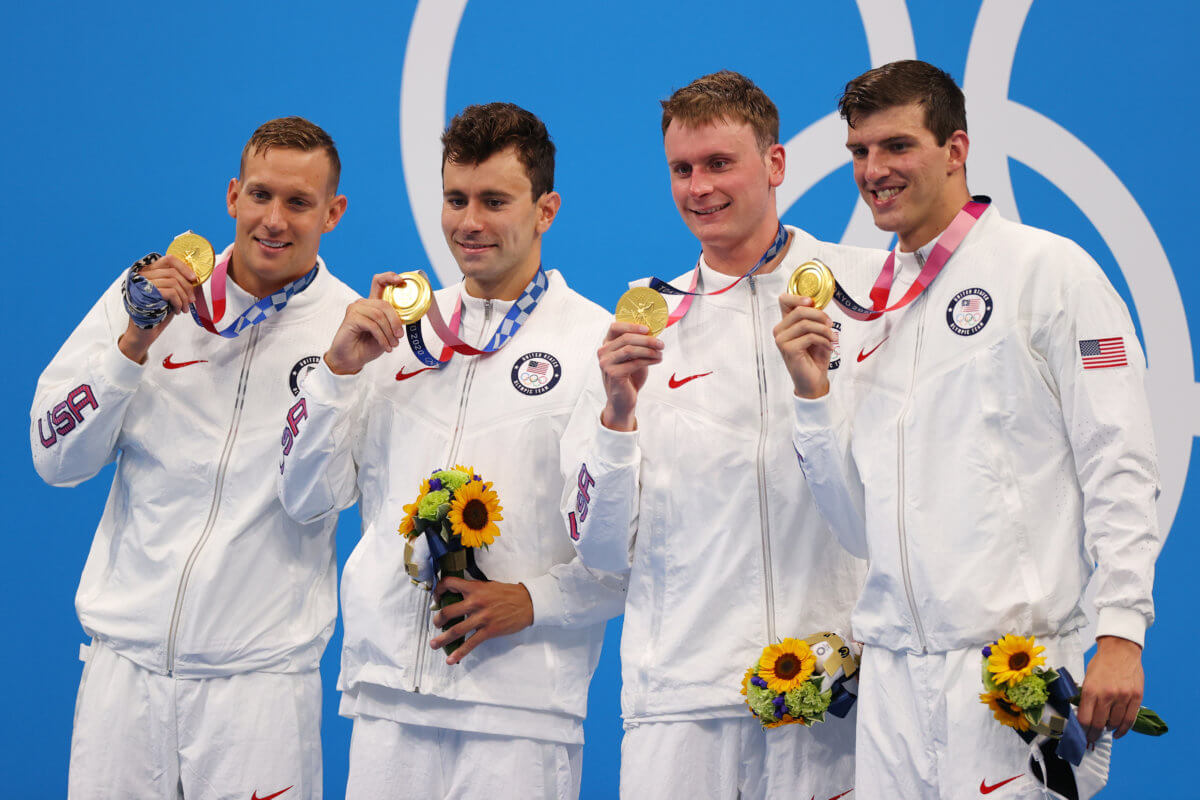 Olympics Swimming — U.S. leave rivals in the shade in men’s 4x100m