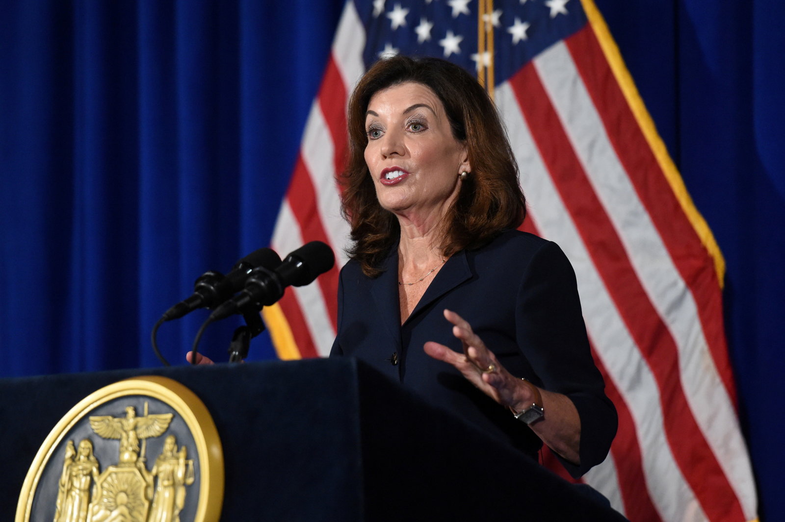 Kathy Hochul promises ‘a whole new era’ as New York Governor, pushes ...