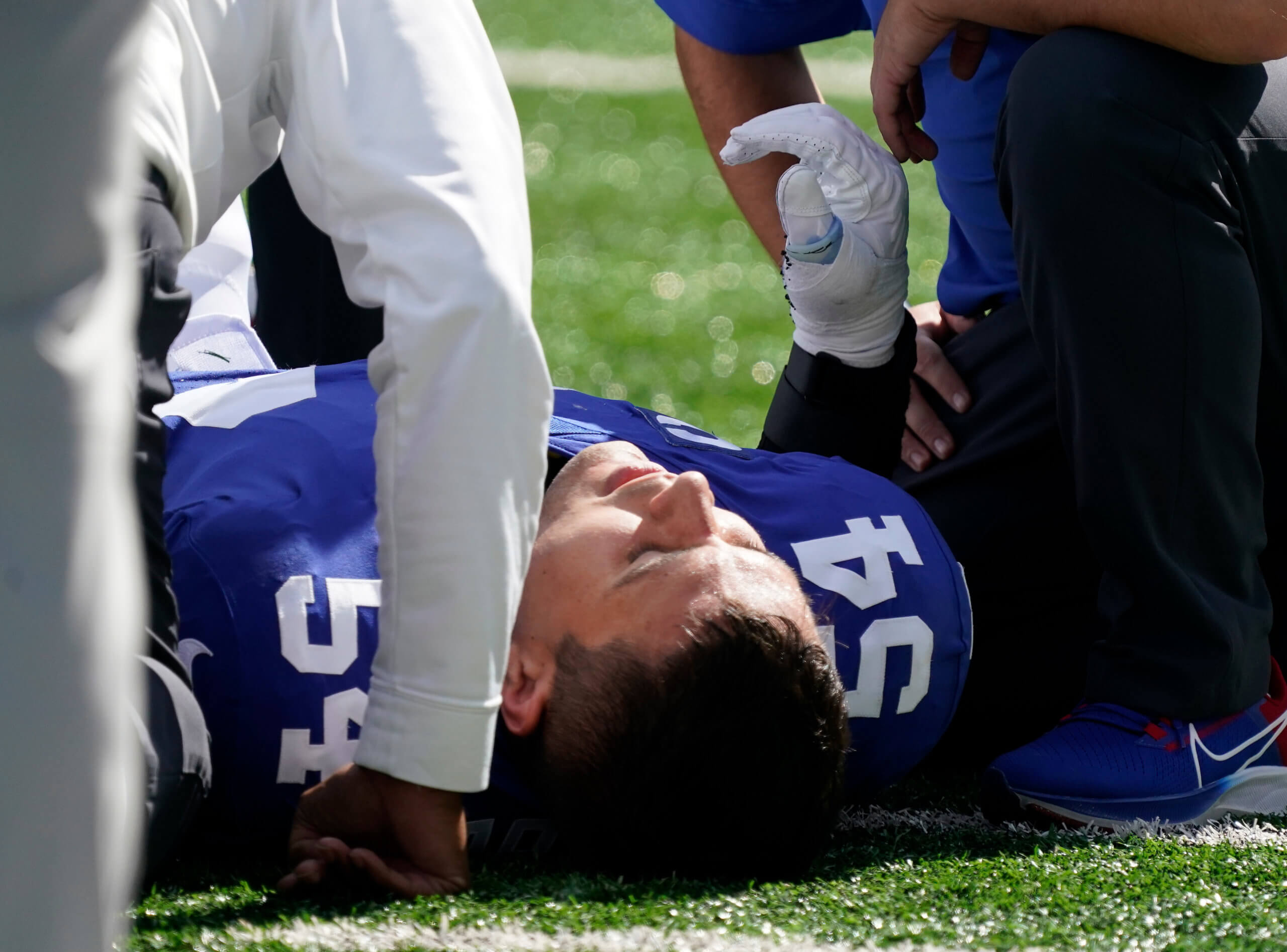 Giants' Blake Martinez has torn ACL, to miss rest of 2021 season: report