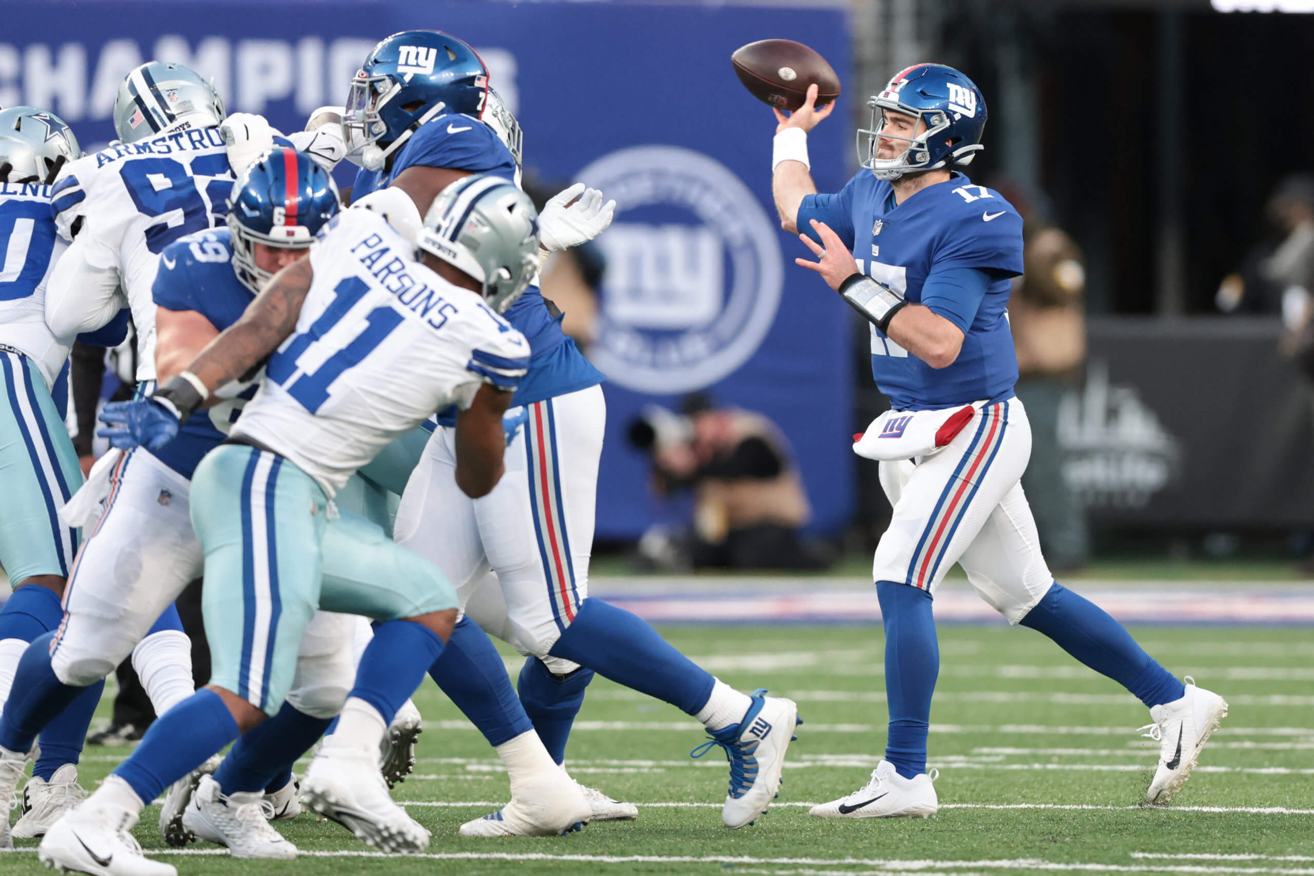 Giants news, 12/23: Jake Fromm, top NY sports stars, more - Big Blue View