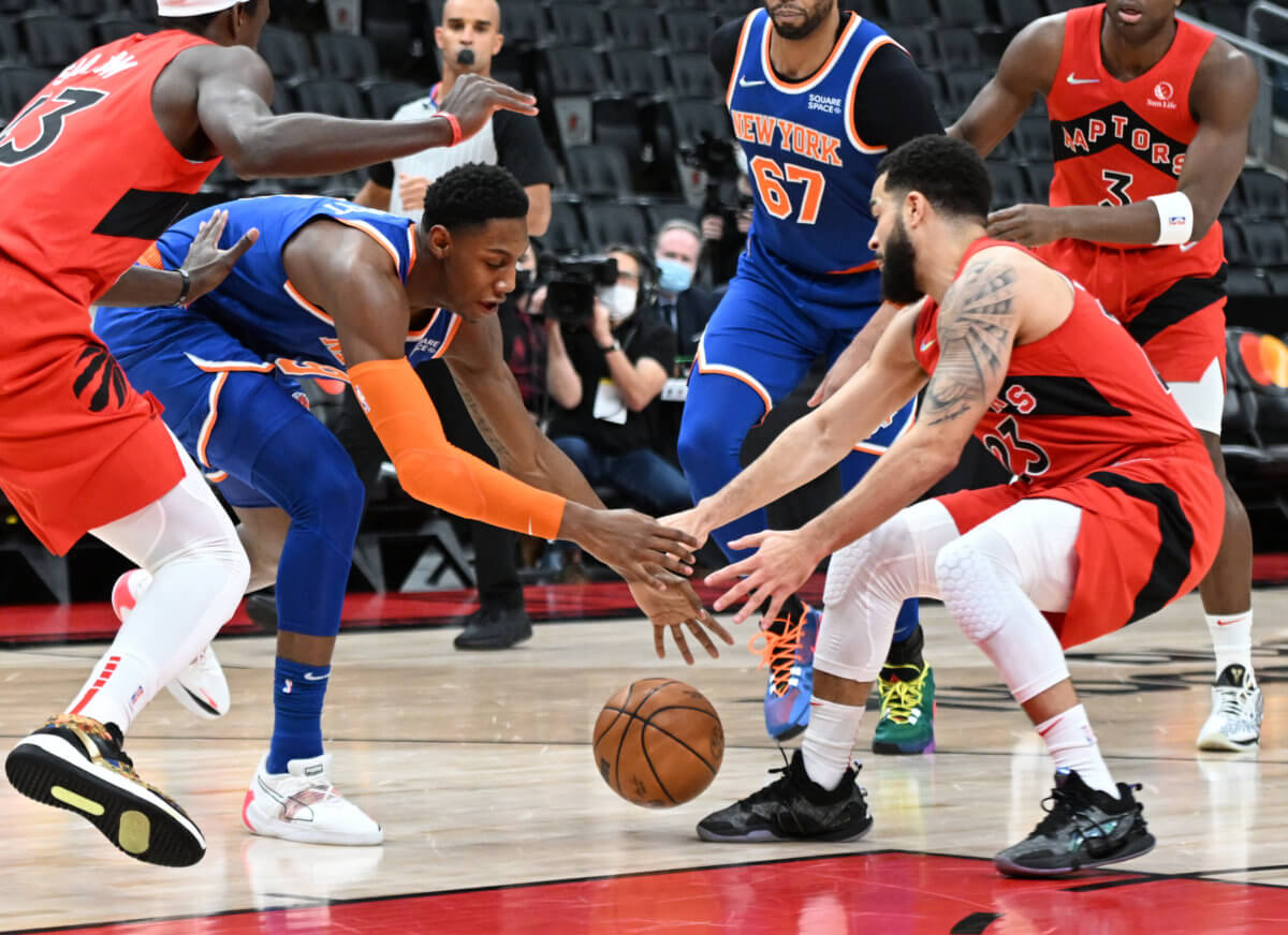 Battered Knicks start off new year with loss to Raptors amNewYork