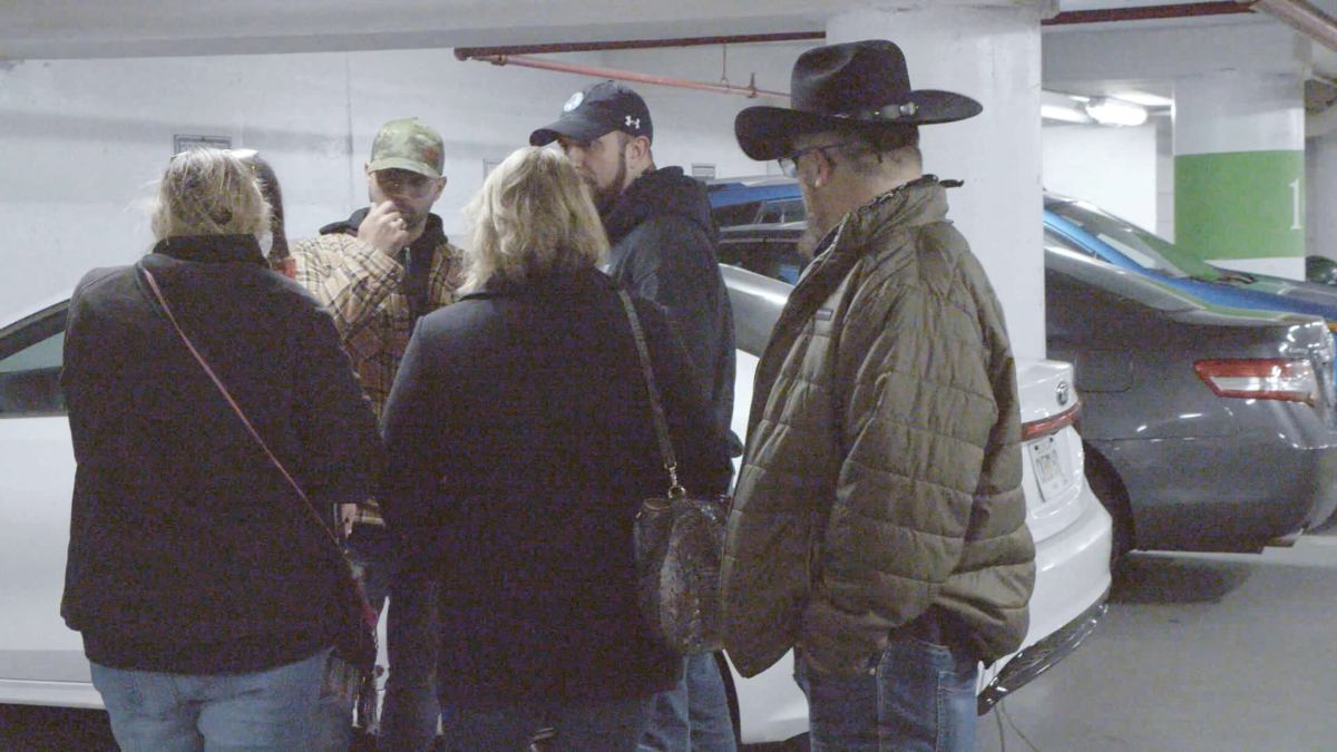 Proud Boys and Oath Keepers meet in Washington garage January 5, 2021