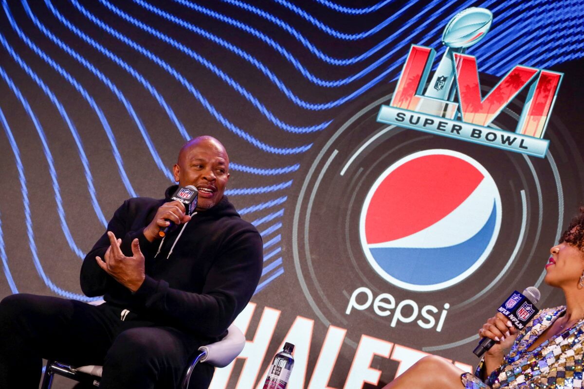 NFL, Dr. Dre, Snoop Dogg aim to cement hip-hop's place on Super Bowl stage
