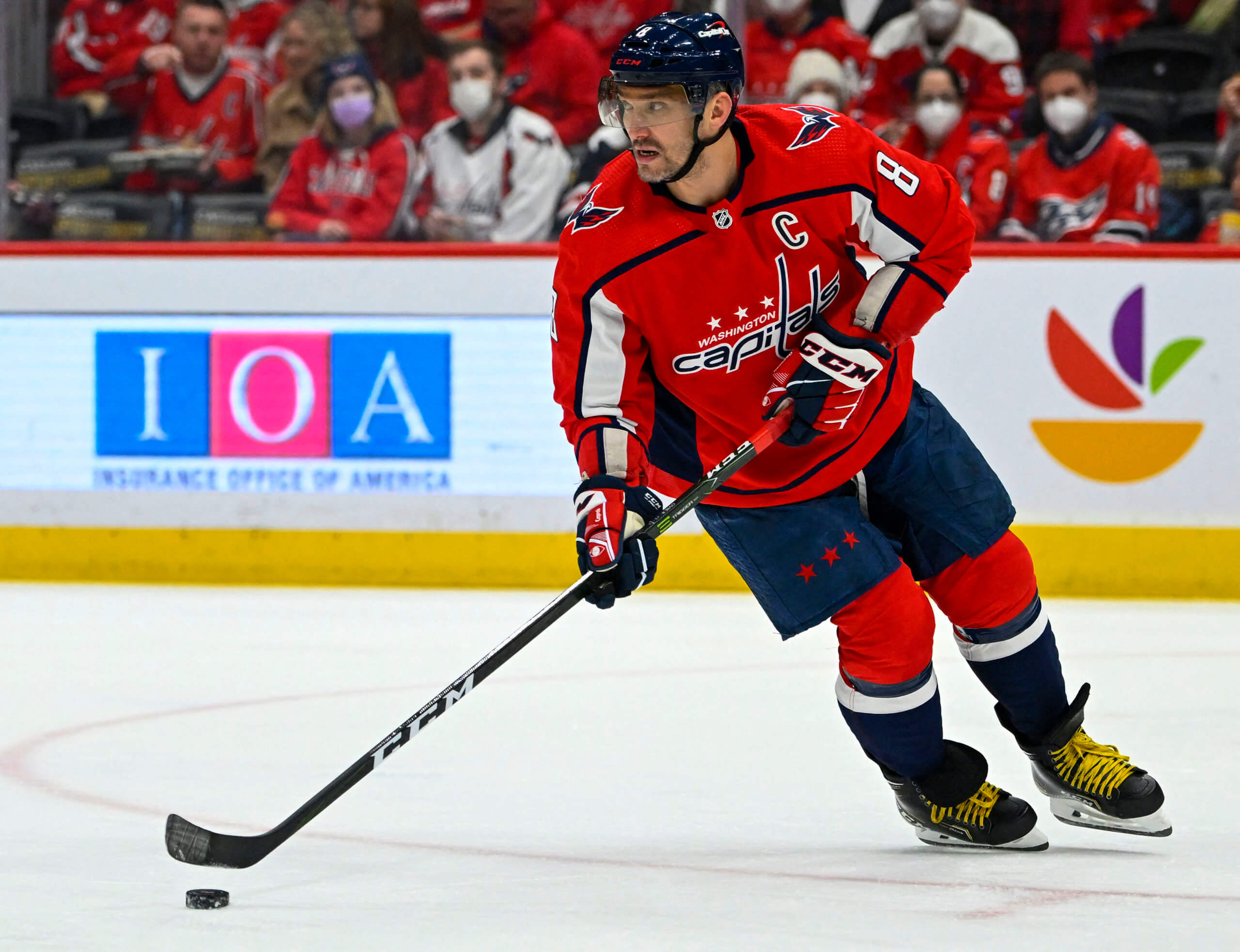 Ex-Red Wings goalie Dominik Hasek slams Ovechkin, says NHL should