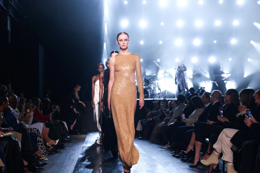 Michael Kors celebrates return of NY nightlife with Fall/Winter ...