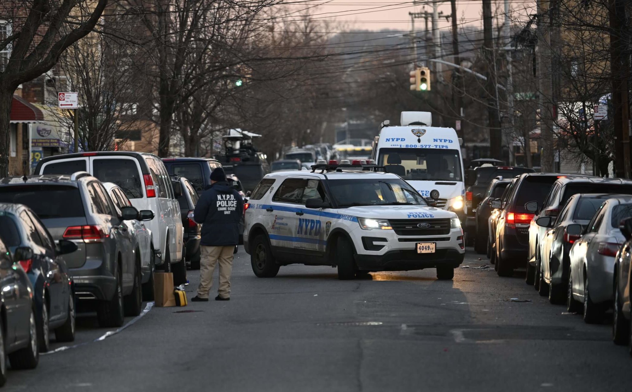 Brooklyn dad shot dead steps away from front door of his home | amNewYork