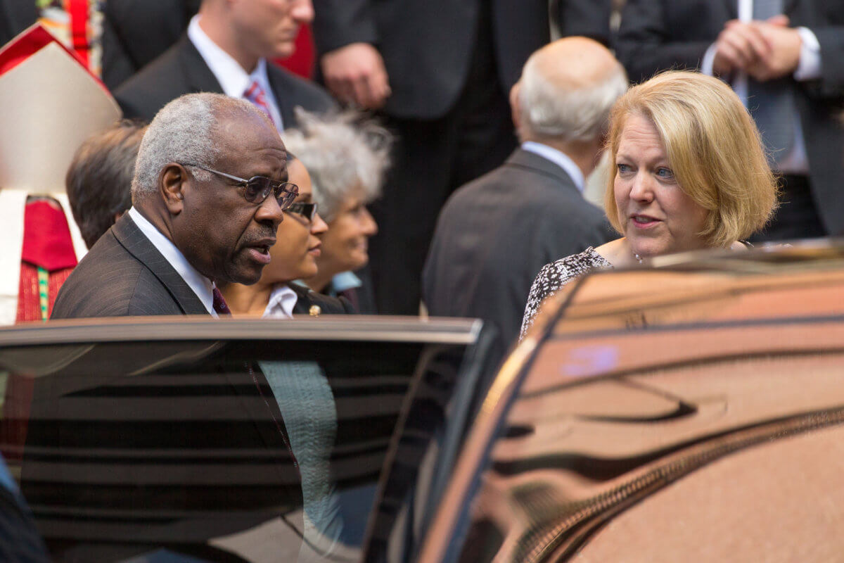 U S Capitol riot probe wants to talk with Justice Thomas wife report 