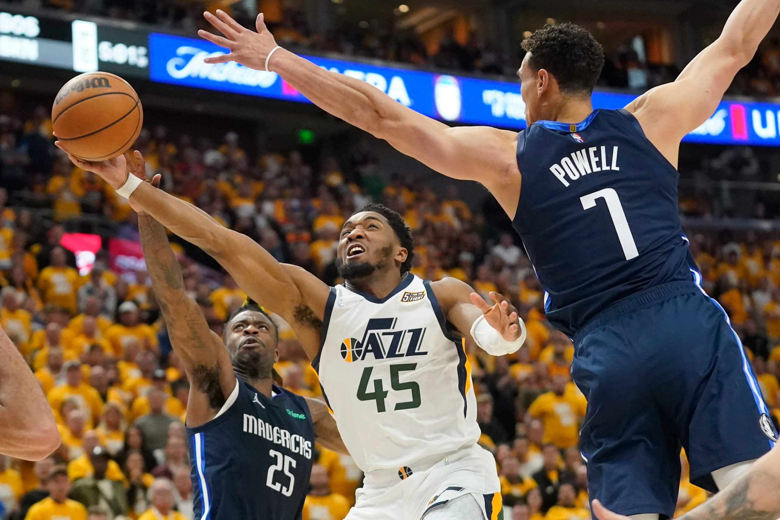 Why Donovan Mitchell Keeps His Family Close 