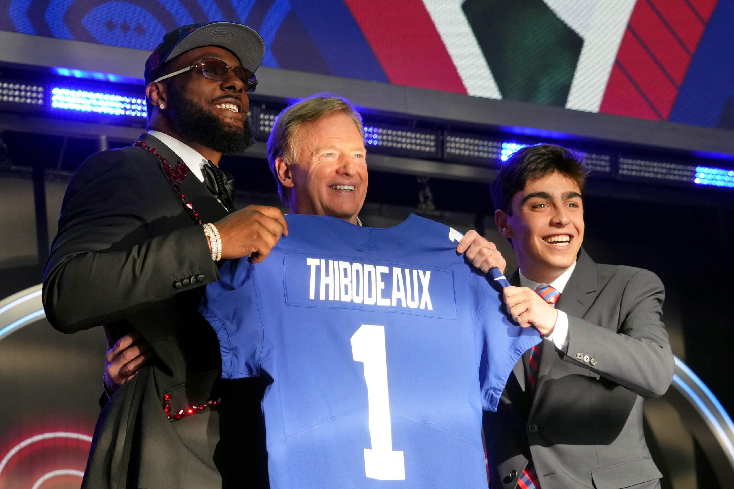 2022 NFL draft: New York Giants select DE Kayvon Thibodeaux in Round 1