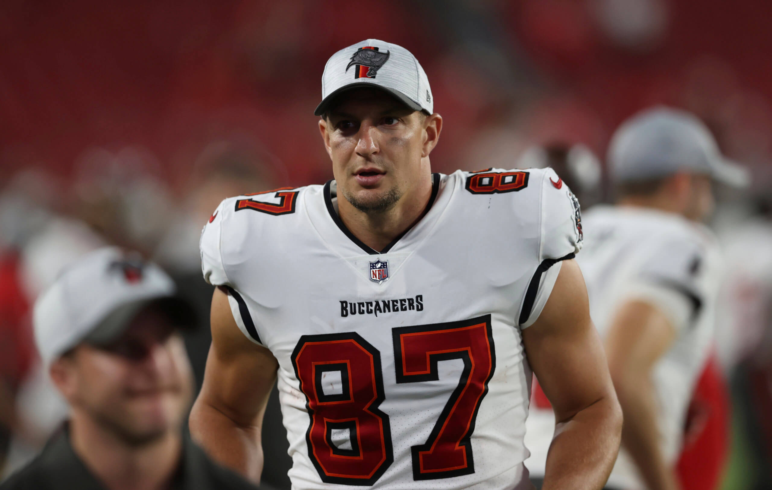 Rob Gronkowski retires from NFL: Buccaneers TE hangs up his cleats for a  second time - DraftKings Network