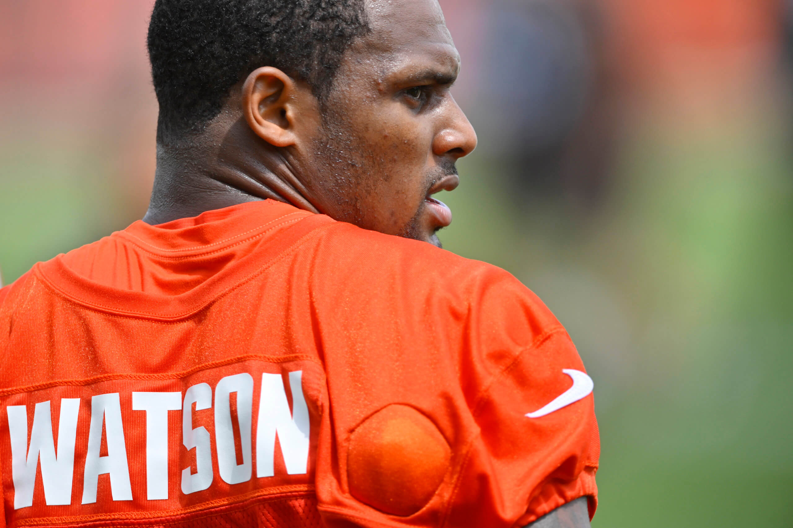 Cleveland Browns QB Deshaun Watson Suspended 6 Games: Reports