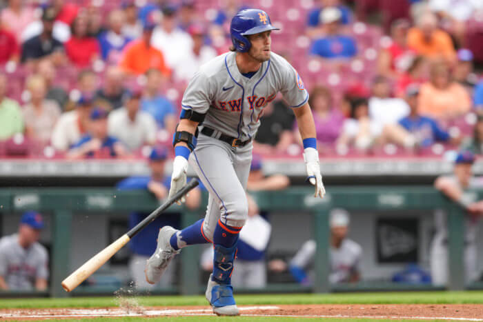 Jeff McNeil Looks to Bounce Back and Lead New York Mets in Batting Average  - BVM Sports