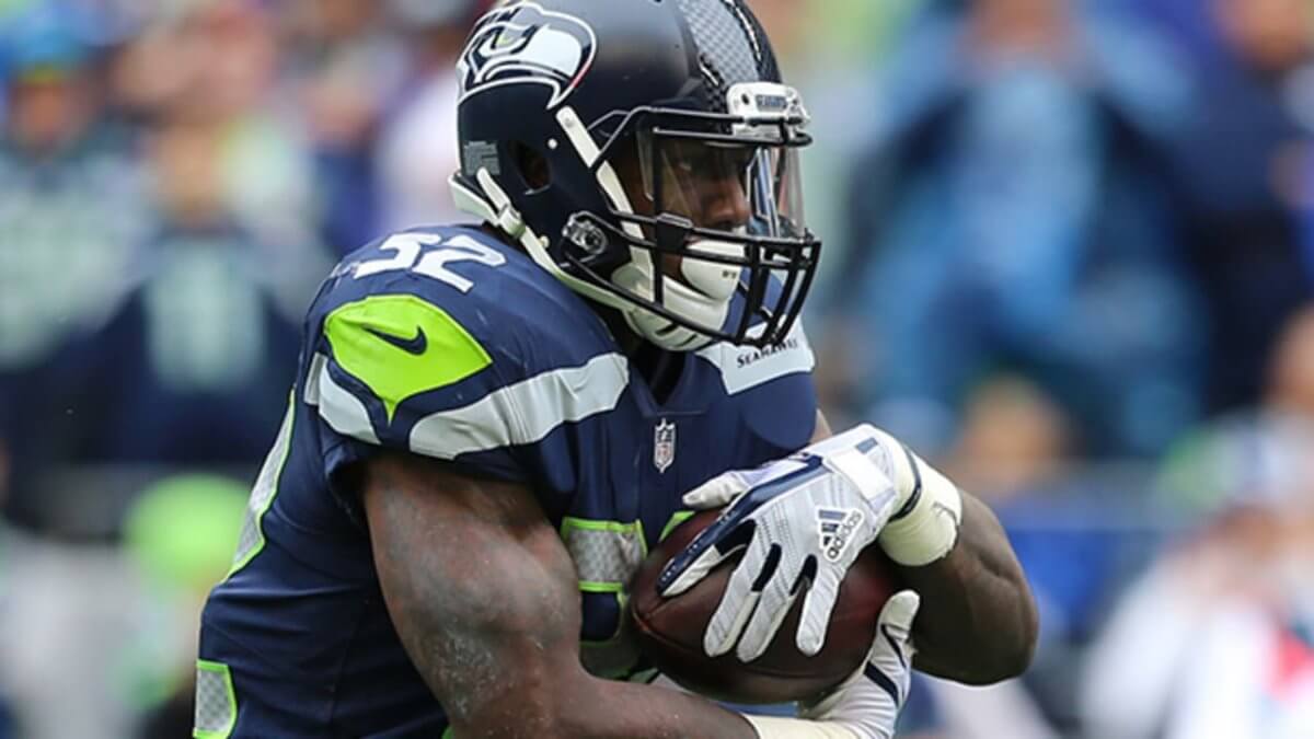 Seahawks pay tribute to Chris Carson after releasing the popular running  back - Field Gulls