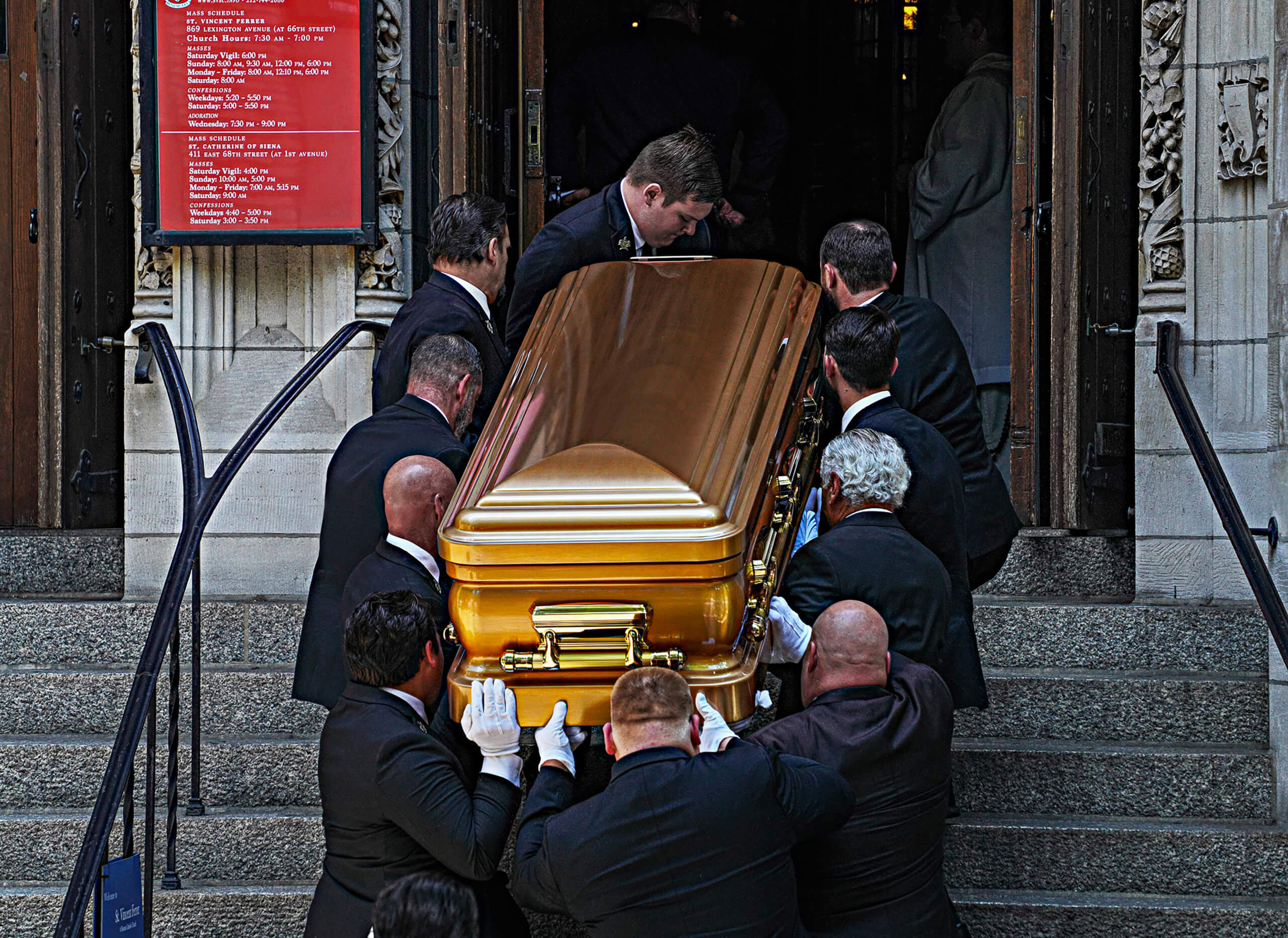 Ivana Trump mourned at Upper East Side funeral