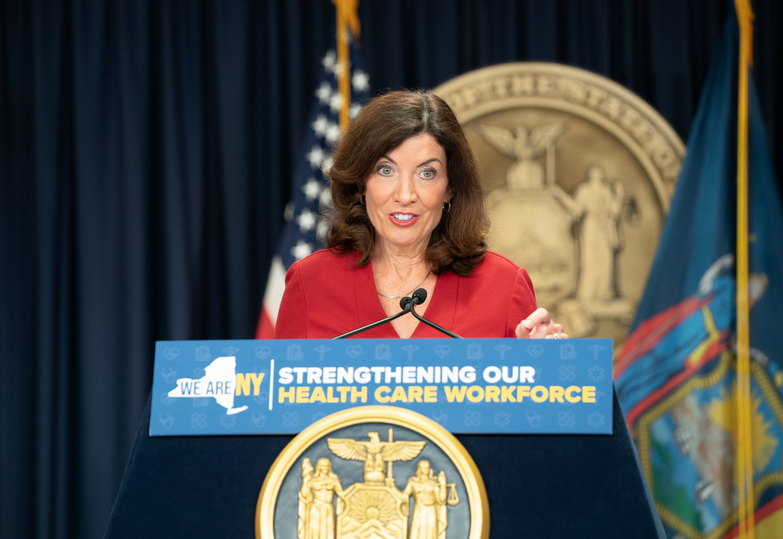 Hochul Defends Bail Law Changes, Says Judges Have ‘tools They Need ...