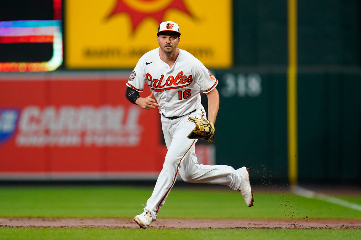 BREAKING: Astros acquire Trey Mancini in 3-way trade with Orioles, Rays