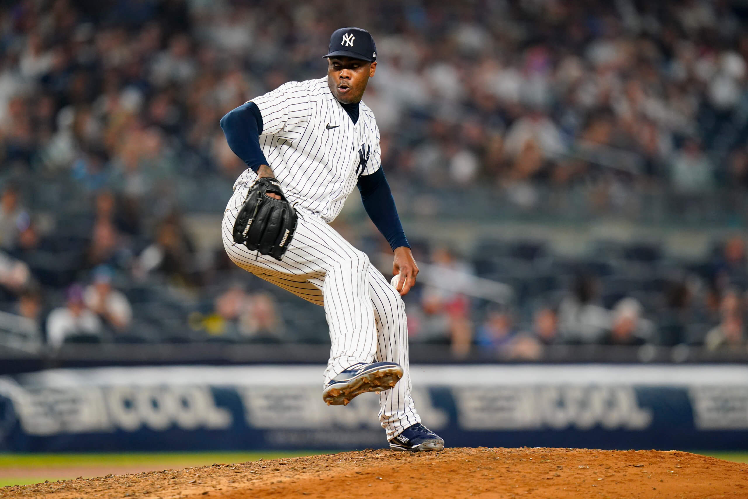Aroldis Chapman no shows for team workout; left off Yankees ALDS roster