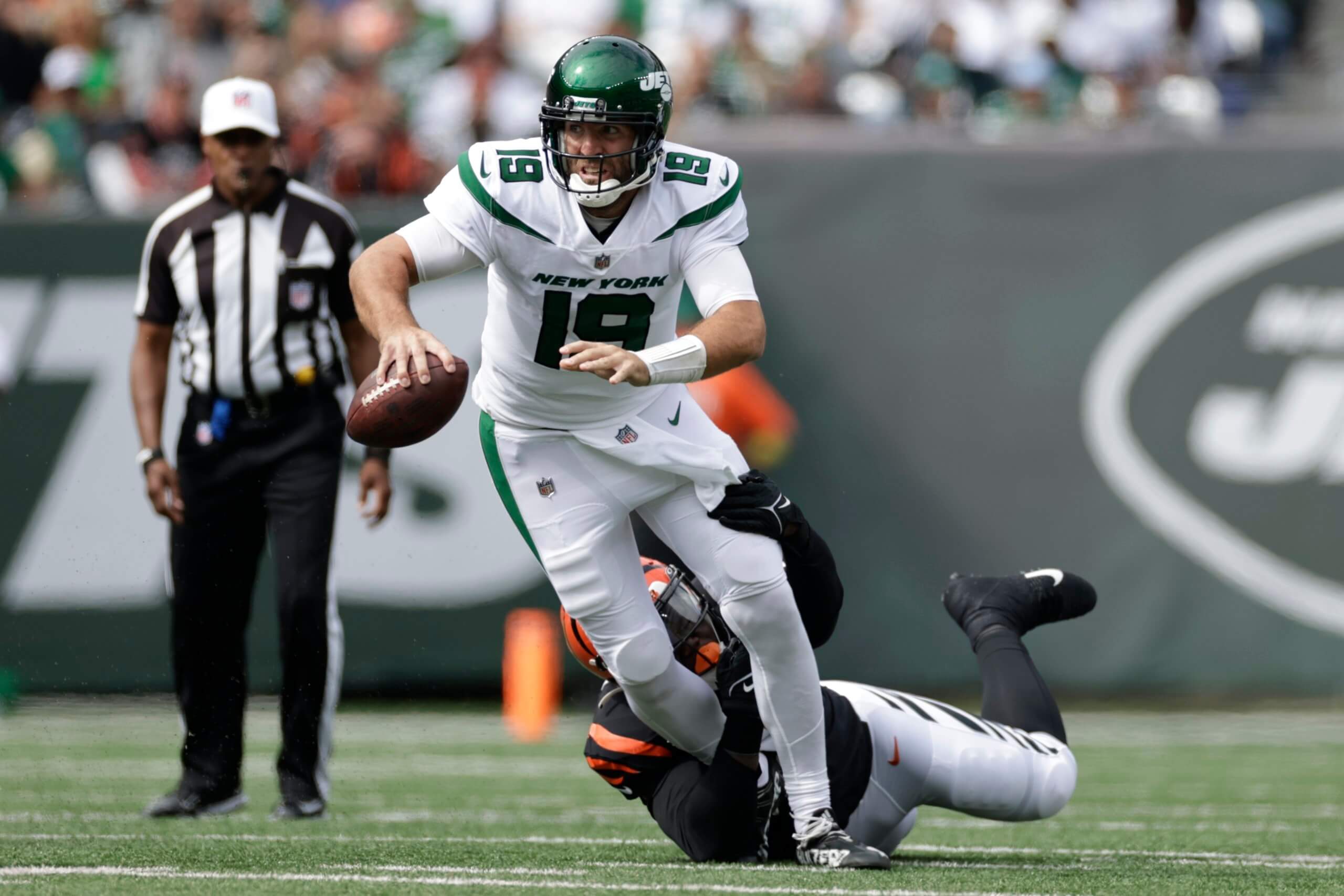 Jets lose 27-12 to Bengals at MetLife stadium in Week 3